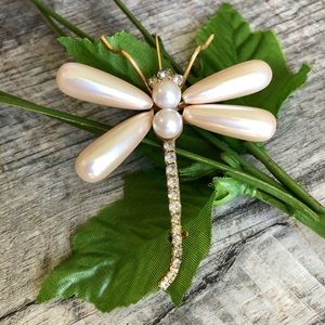 🔴Sale🔴Vintage dragonfly pin